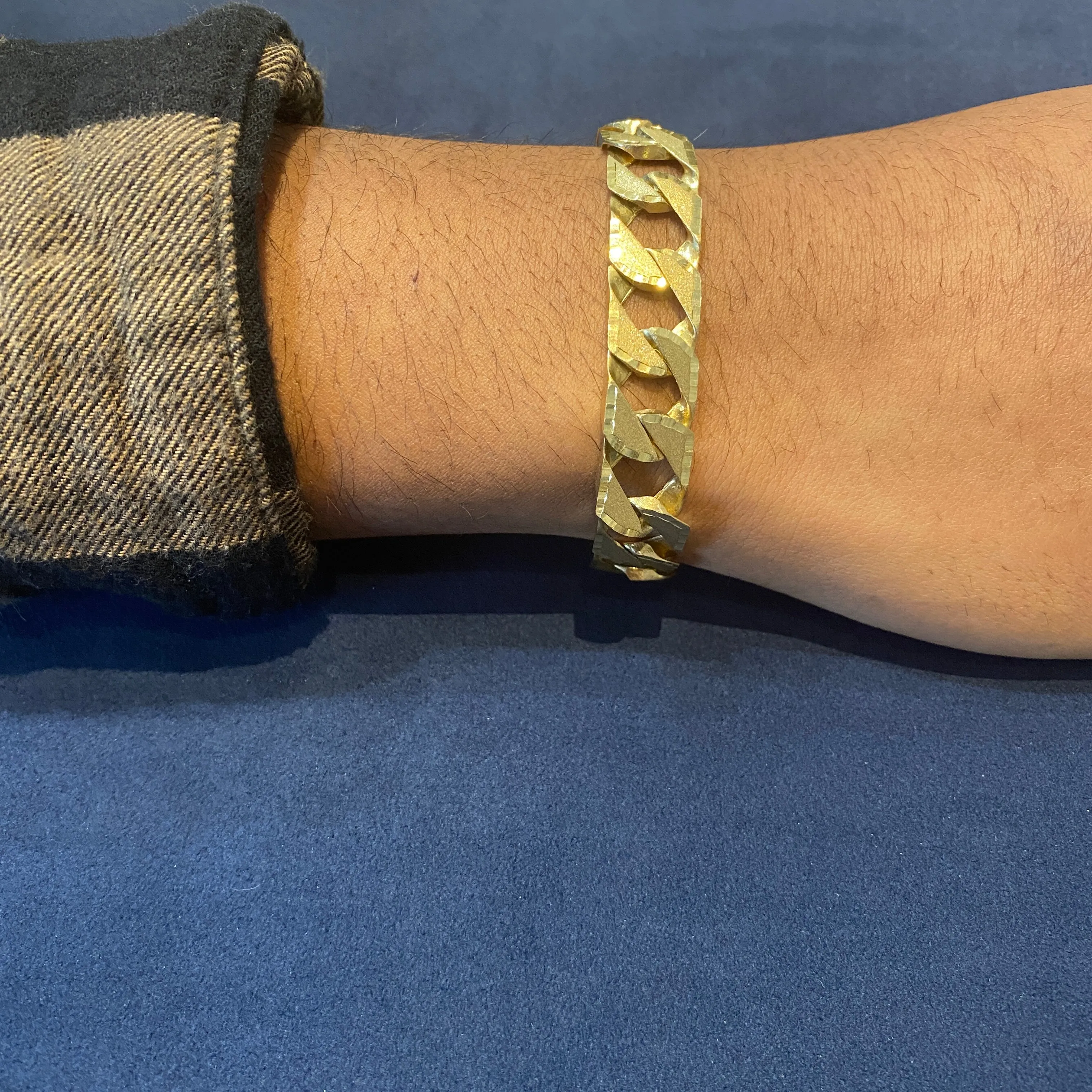 10K Yellow Gold (12.5mm) Hand Made Curb Bracelet 8.75"