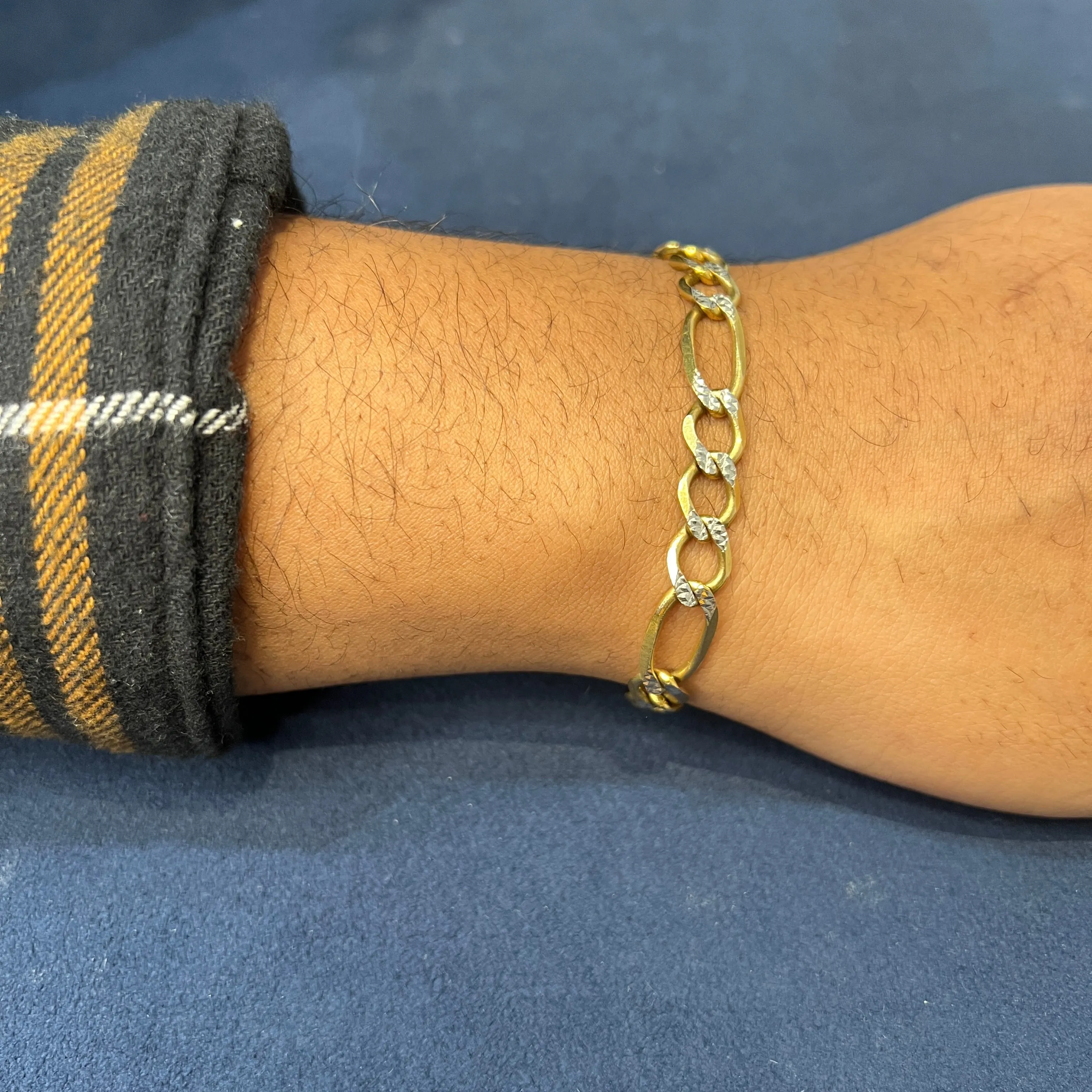 10K Yellow Gold (8mm) Pavee Figaro Bracelet 9"