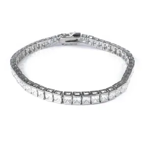 18K White Gold 1 Row Princess Cut Tennis Bracelet