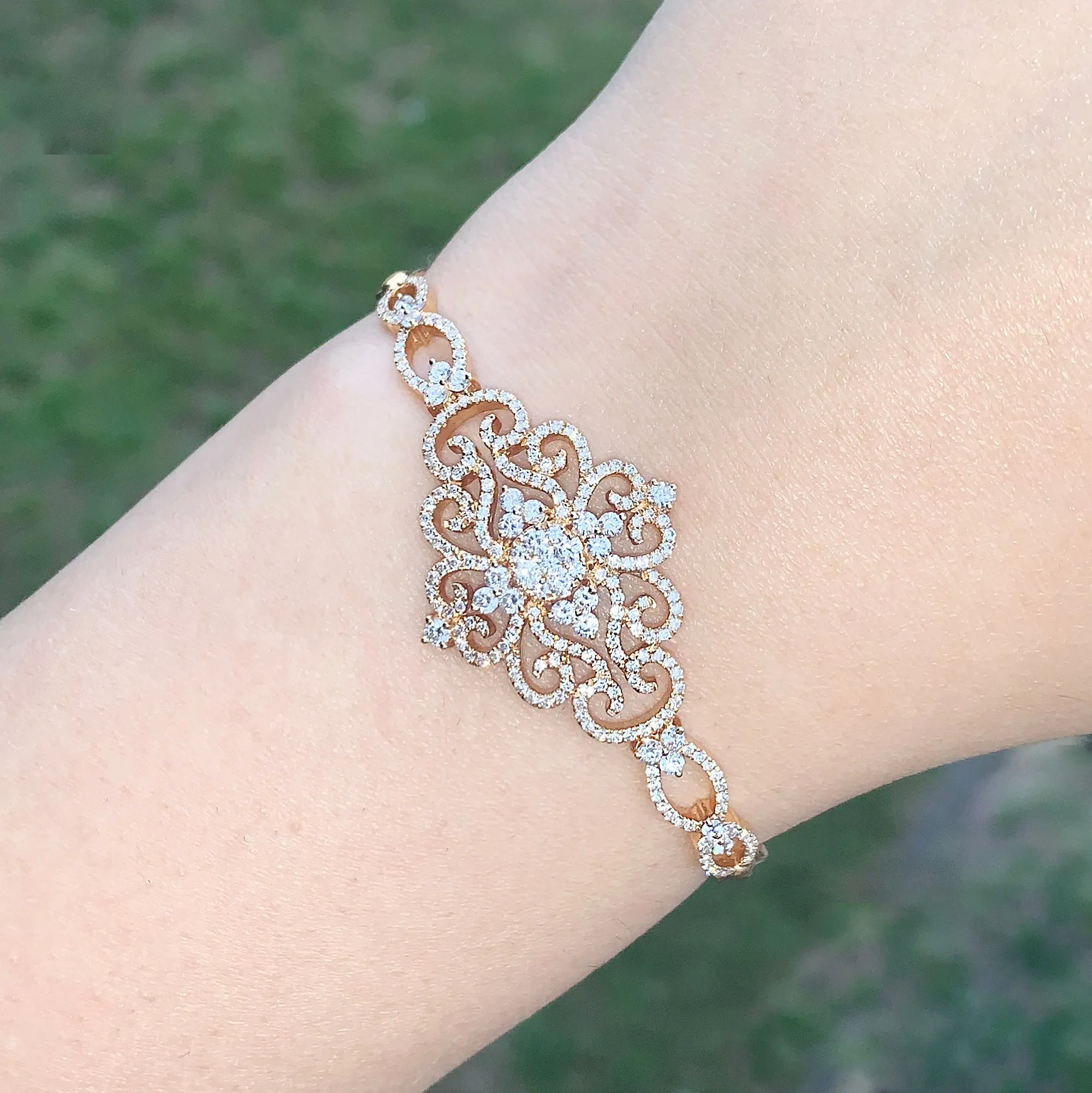 1.95ctw Diamond Vintage Cuff Bracelet With Security Chain