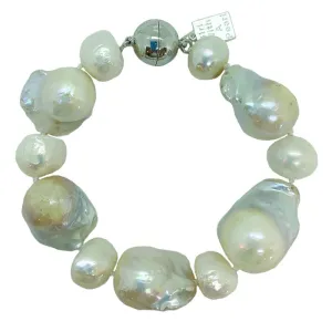 230-01-S | WILD PEARL DELUXE BRACELET (WHITE/SILVER)