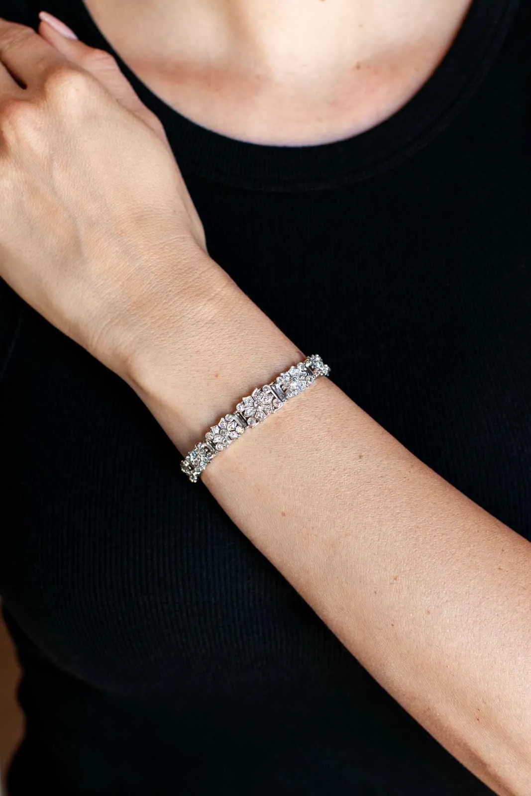 Art Deco 6.00 Ctw. Old Mine Cut Diamond Snowflake Motif Bracelet