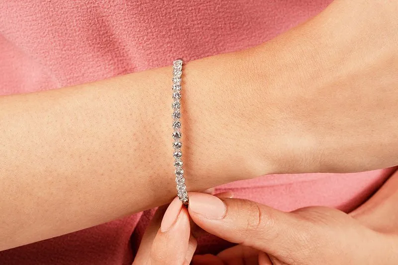 Blossoming Florals Lab-Grown Diamond Bangle with 2.10 ct.(finished) 3mm