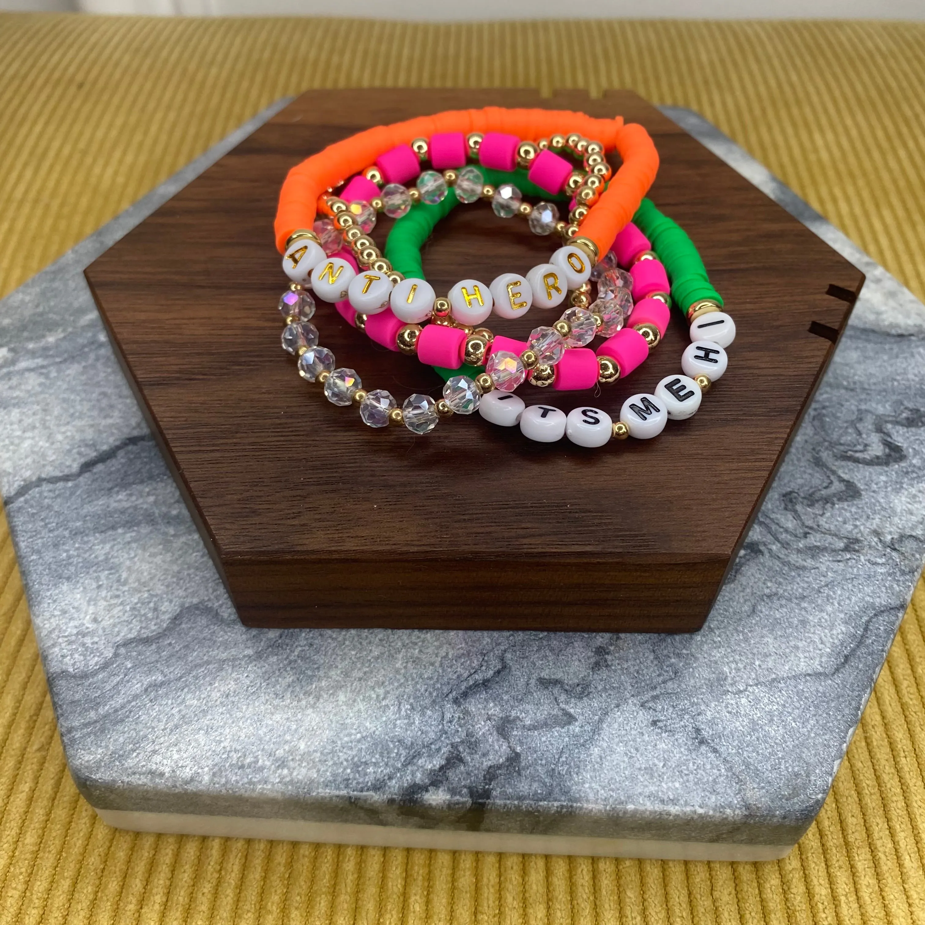 Bracelet - Friendship Bracelets - Anti-Hero