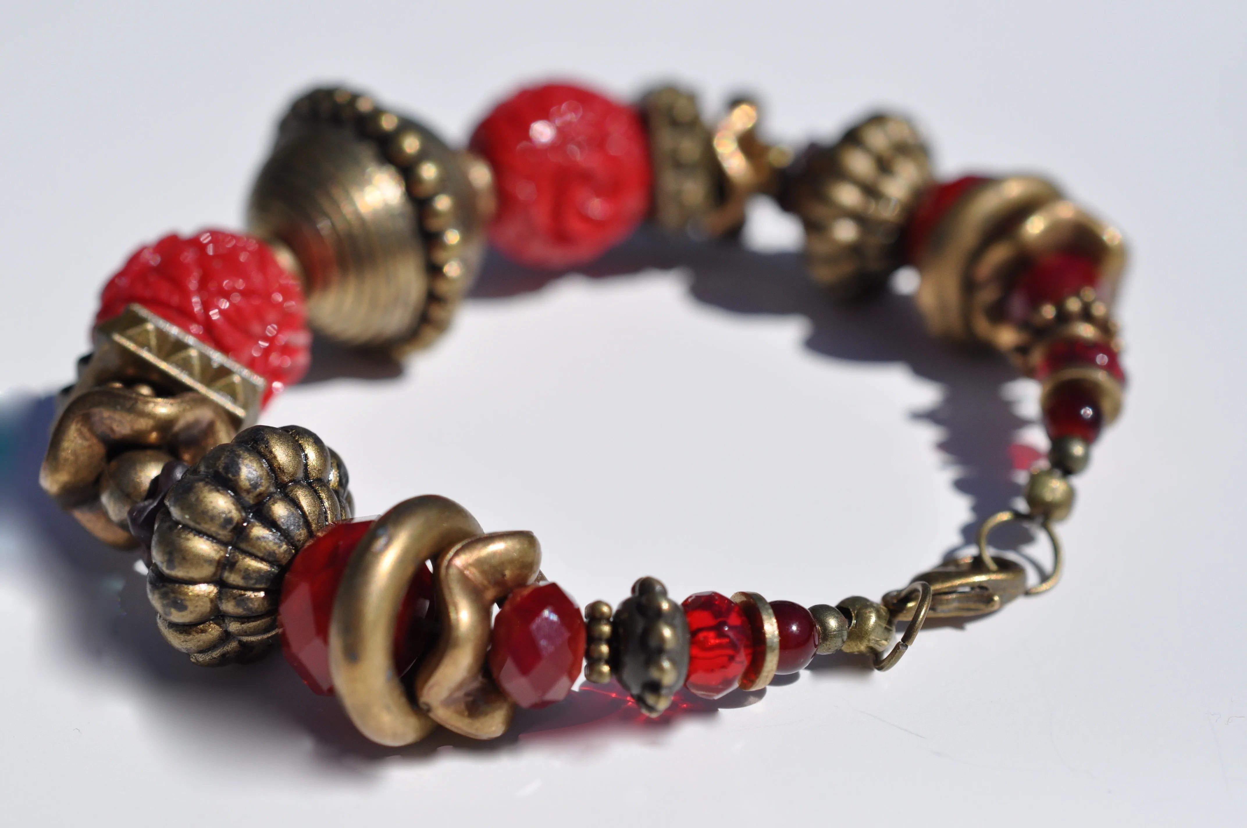 Bronze N’ Roses