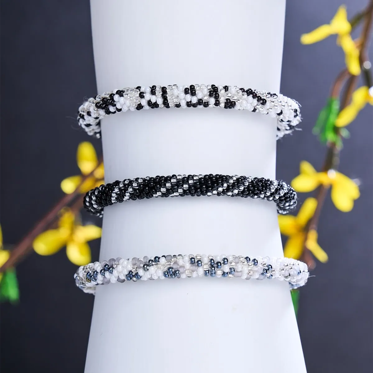 Casablanca | Himalayan Glass Bead Bracelet
