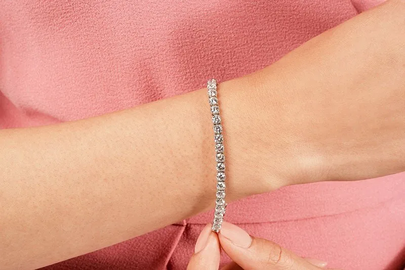 Enchanted Tulip Lab-Grown Diamond Tennis Bracelet with 7.52 ct.(finished) 3.5mm