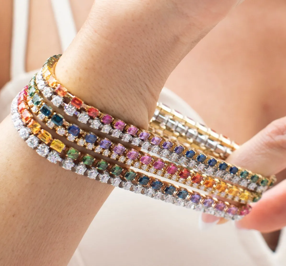 Extensible 18KR 6.28ctw Diamond & Ruby Stretch Bracelet - BTE4X3 10RU