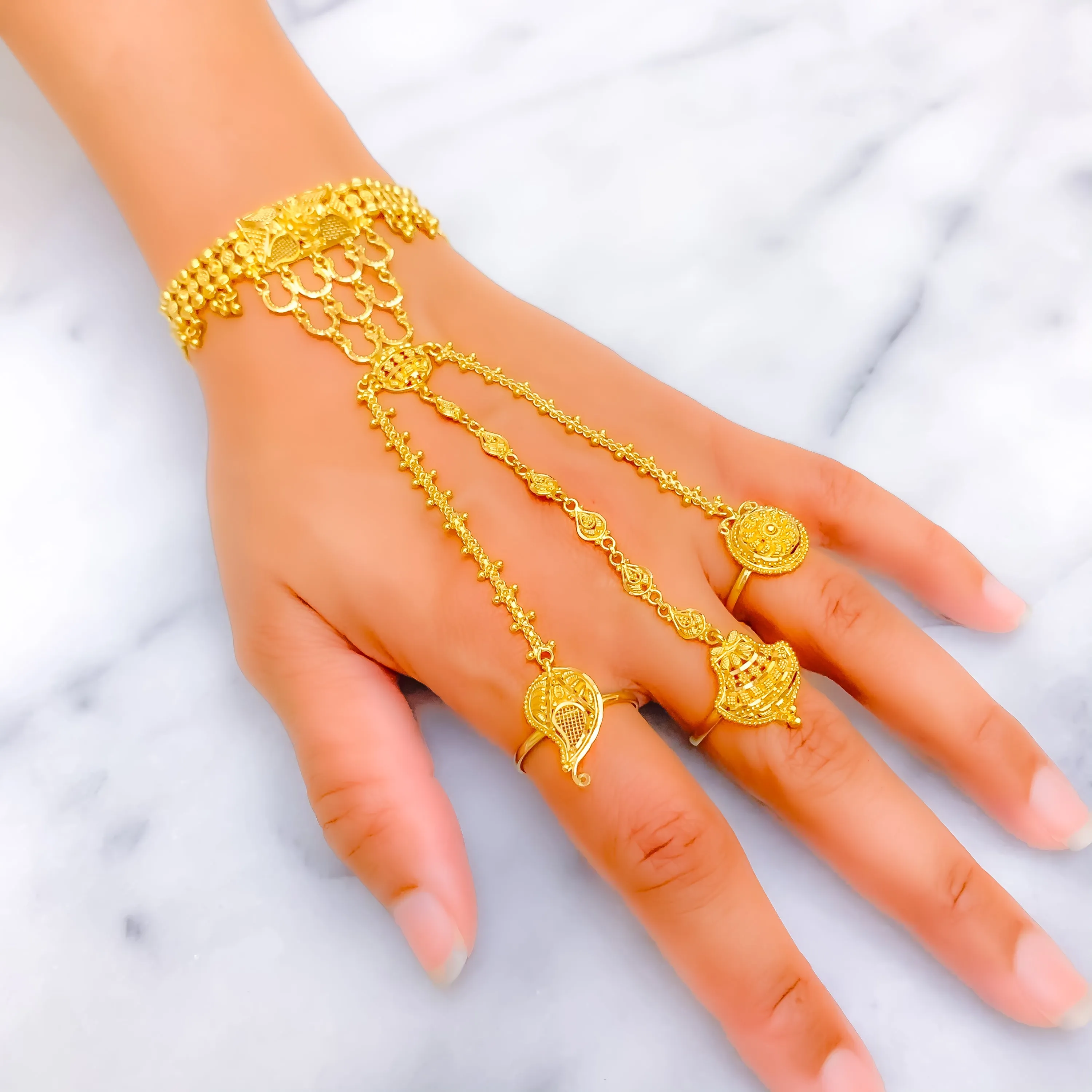 Extravagant Festive 22K Gold Ring Panchangala