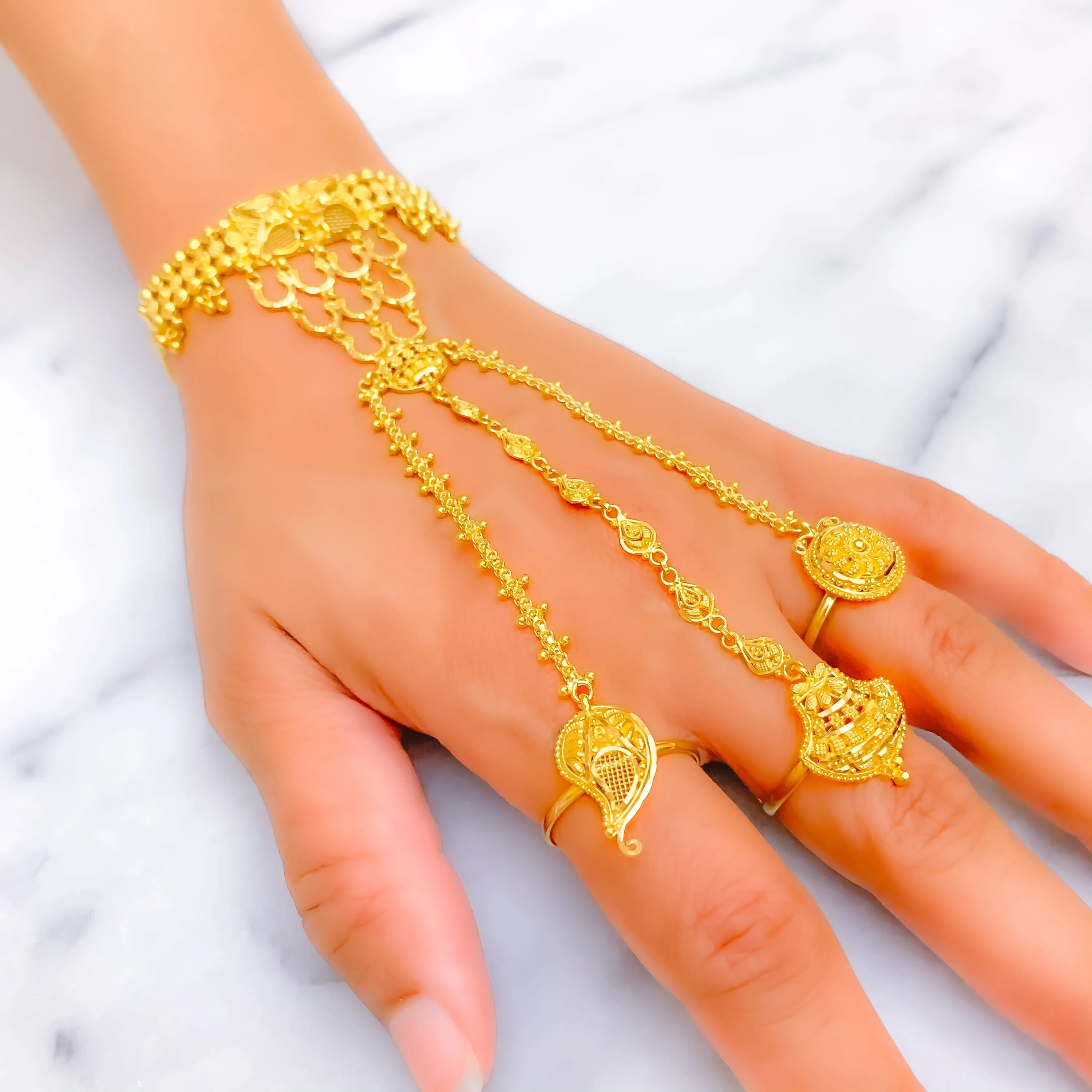 Extravagant Festive 22K Gold Ring Panchangala