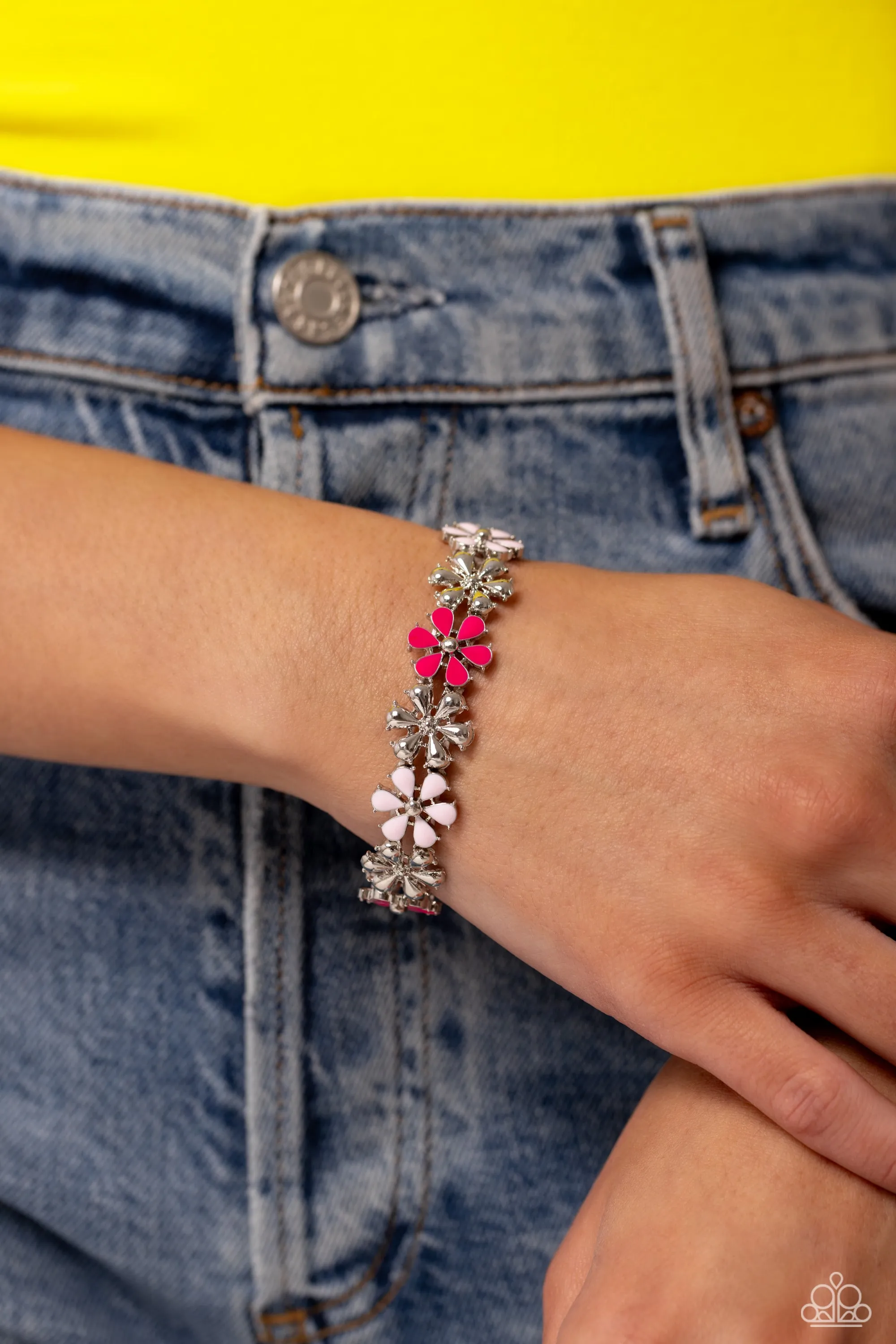 Floral Fair - Pink - Flower Paparazzi Stretchy Bracelet