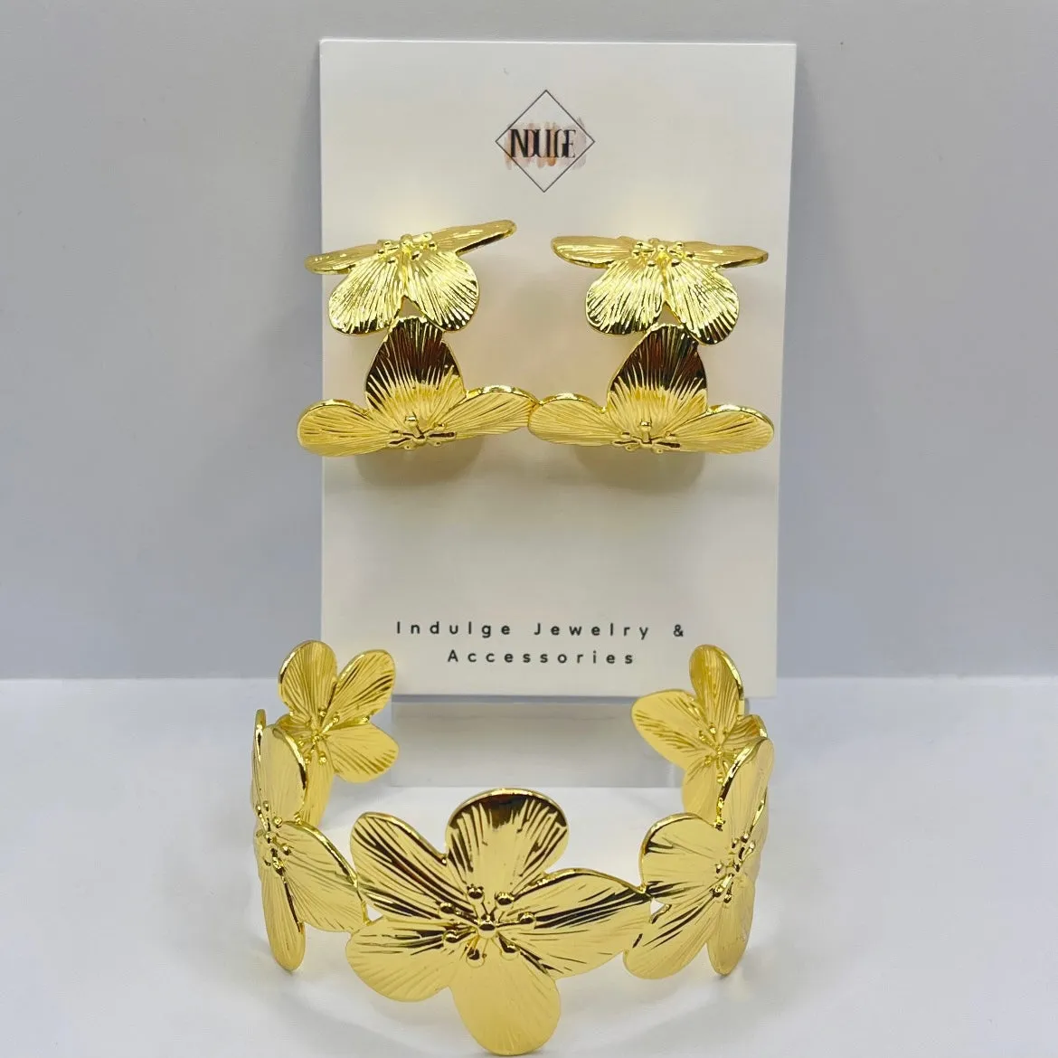 Flower Earrings & Bracelet Bundle