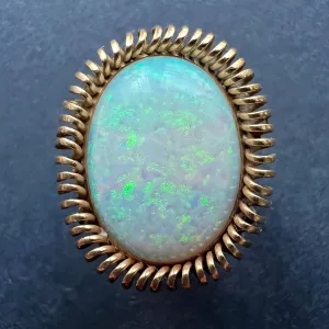 French vintage 18K gold Tubogas opal cabochon cocktail ring