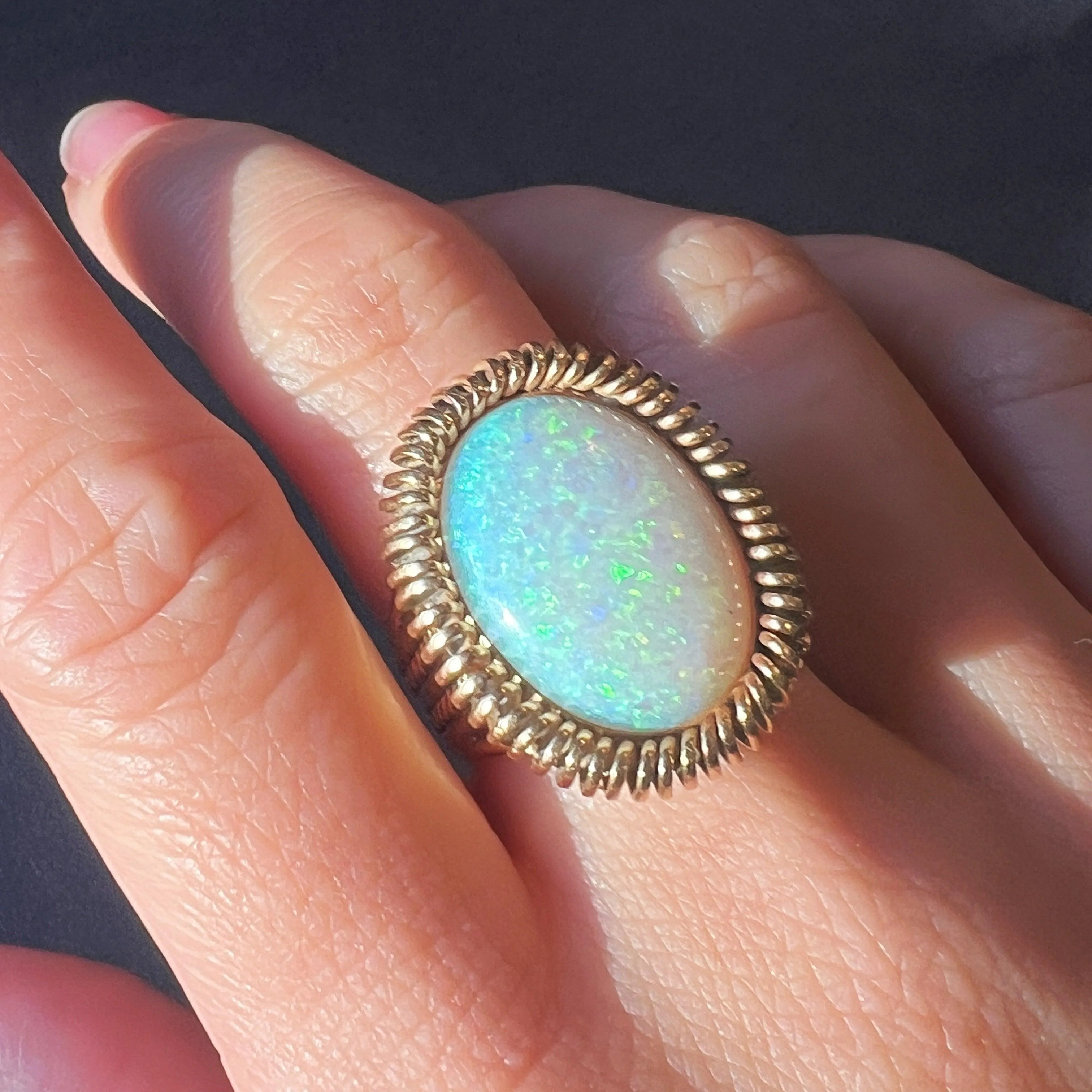 French vintage 18K gold Tubogas opal cabochon cocktail ring