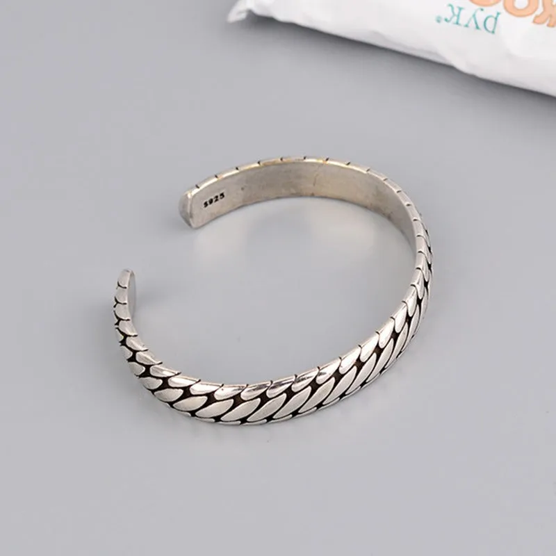 Geometric Oval Pattern cuff