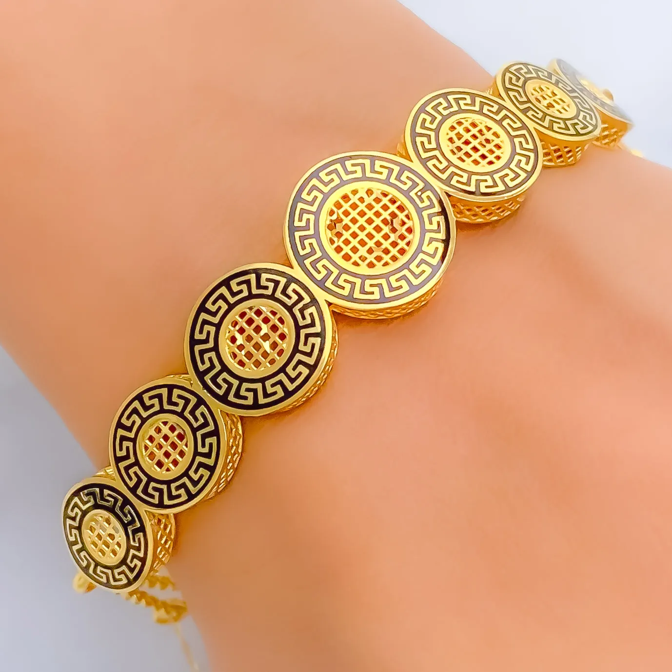 Graduating Buttoned 21K Gold Flexi Bangle Bracelet