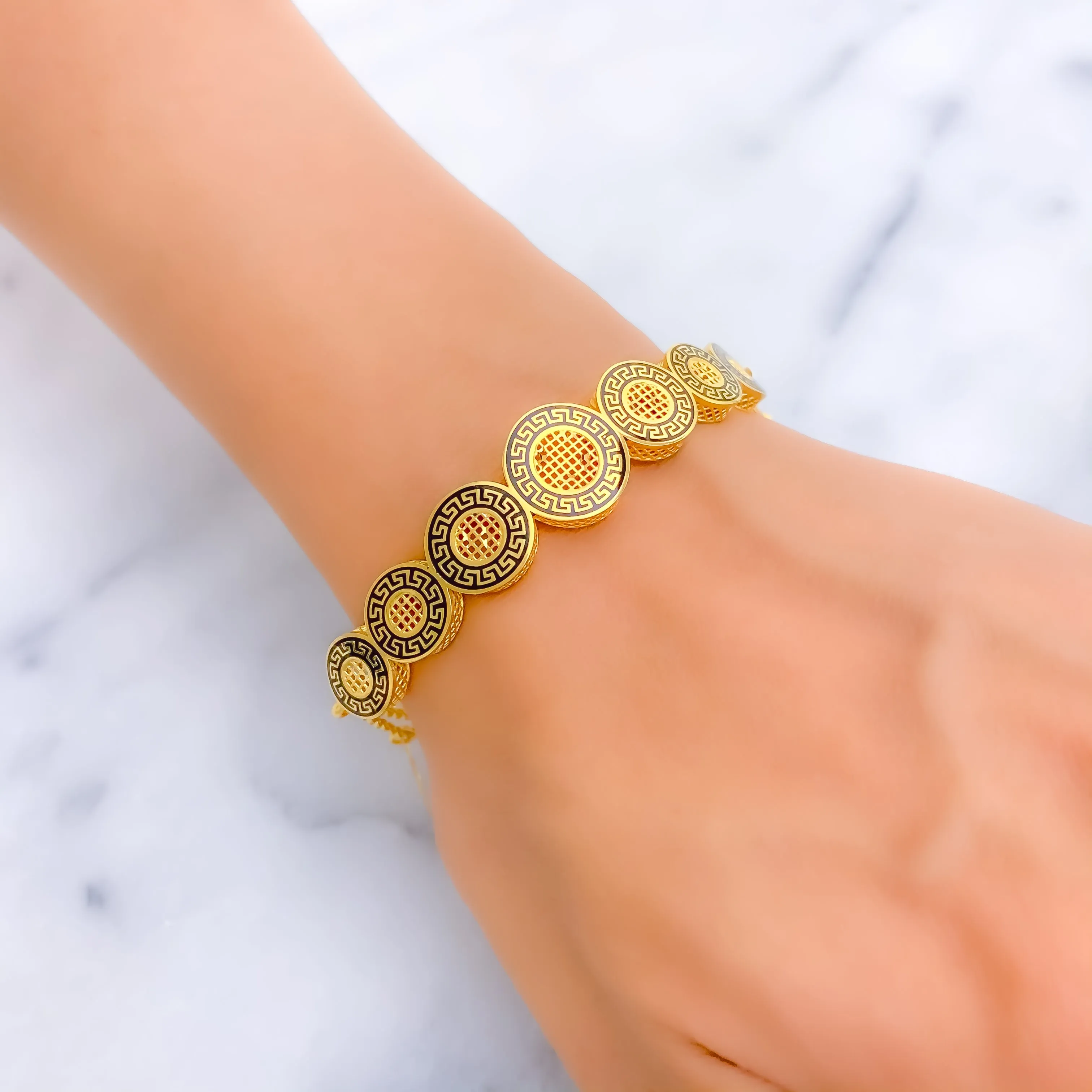 Graduating Buttoned 21K Gold Flexi Bangle Bracelet