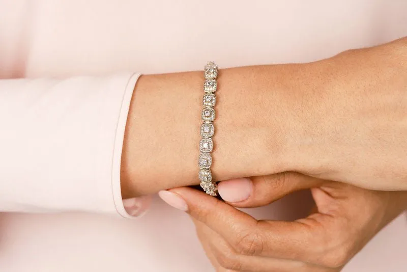 Grand Princess Cut Diamond Bracelet with 5.06 ct.(finished) 1.2mm, 2.8mm