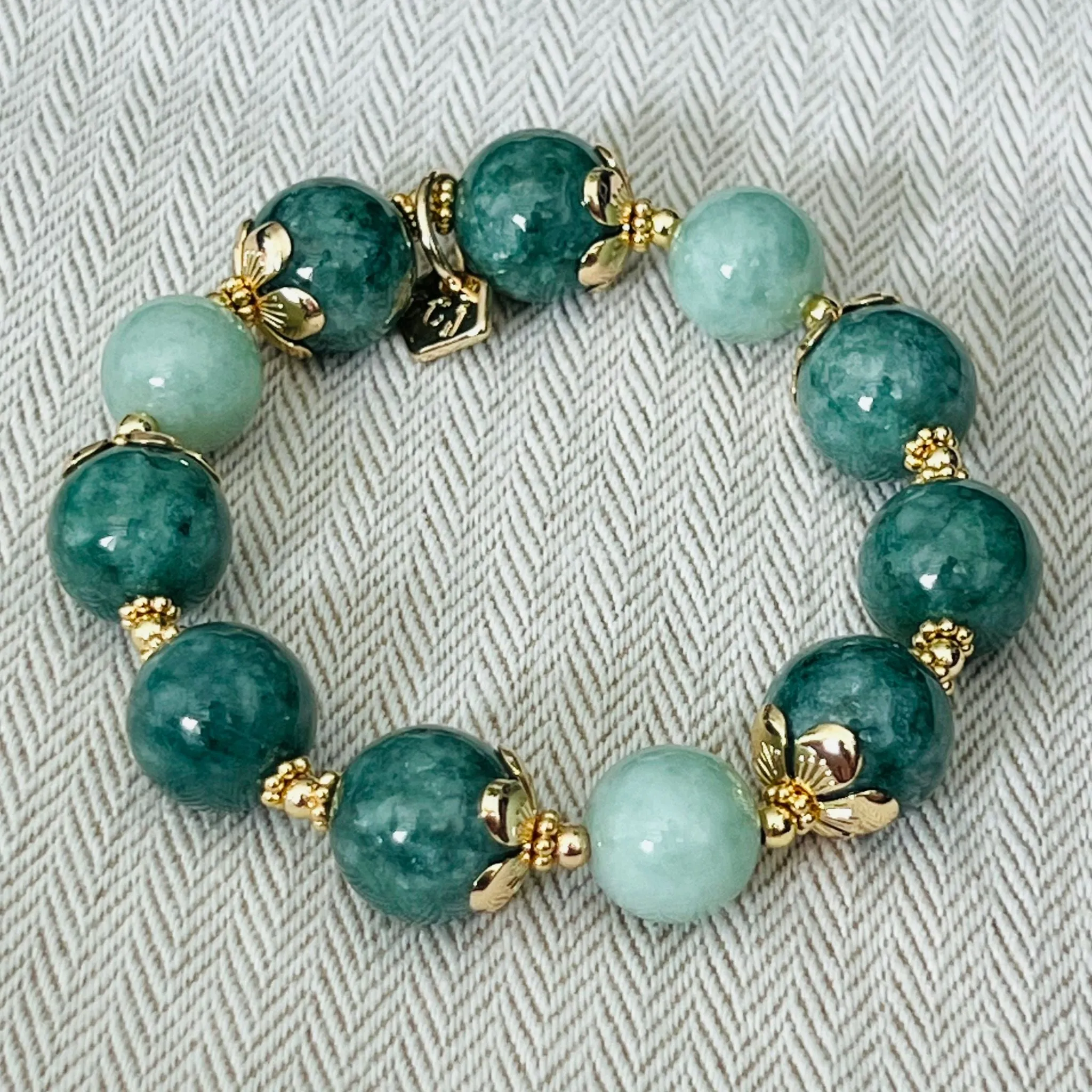 Green Pea Jade & Pastel Jade Bracelet