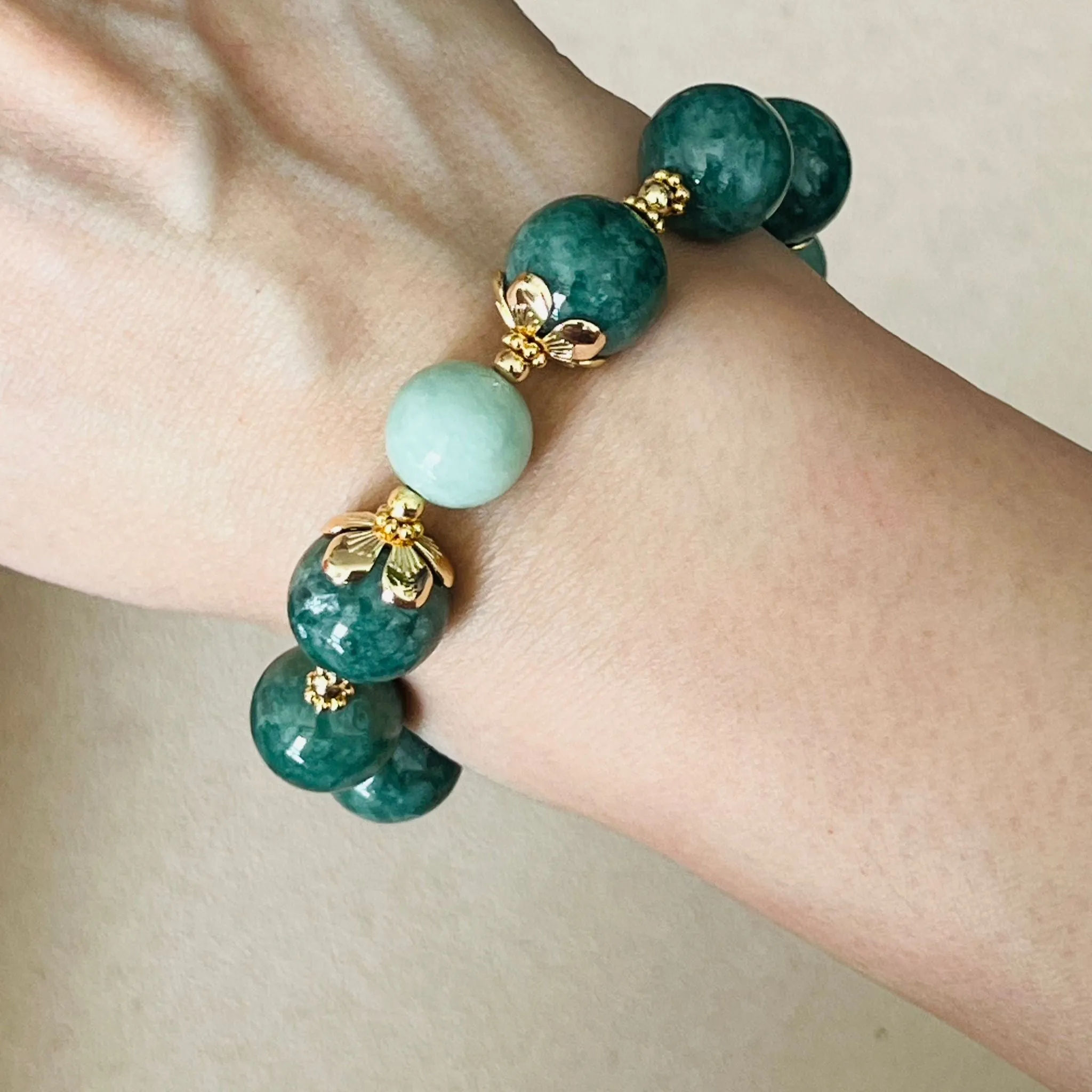 Green Pea Jade & Pastel Jade Bracelet
