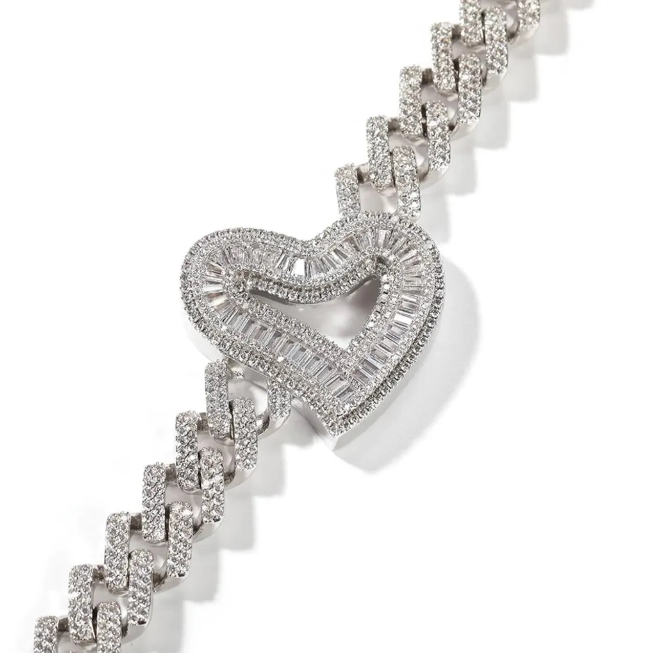 HEART CUBAN LINK BRACELET