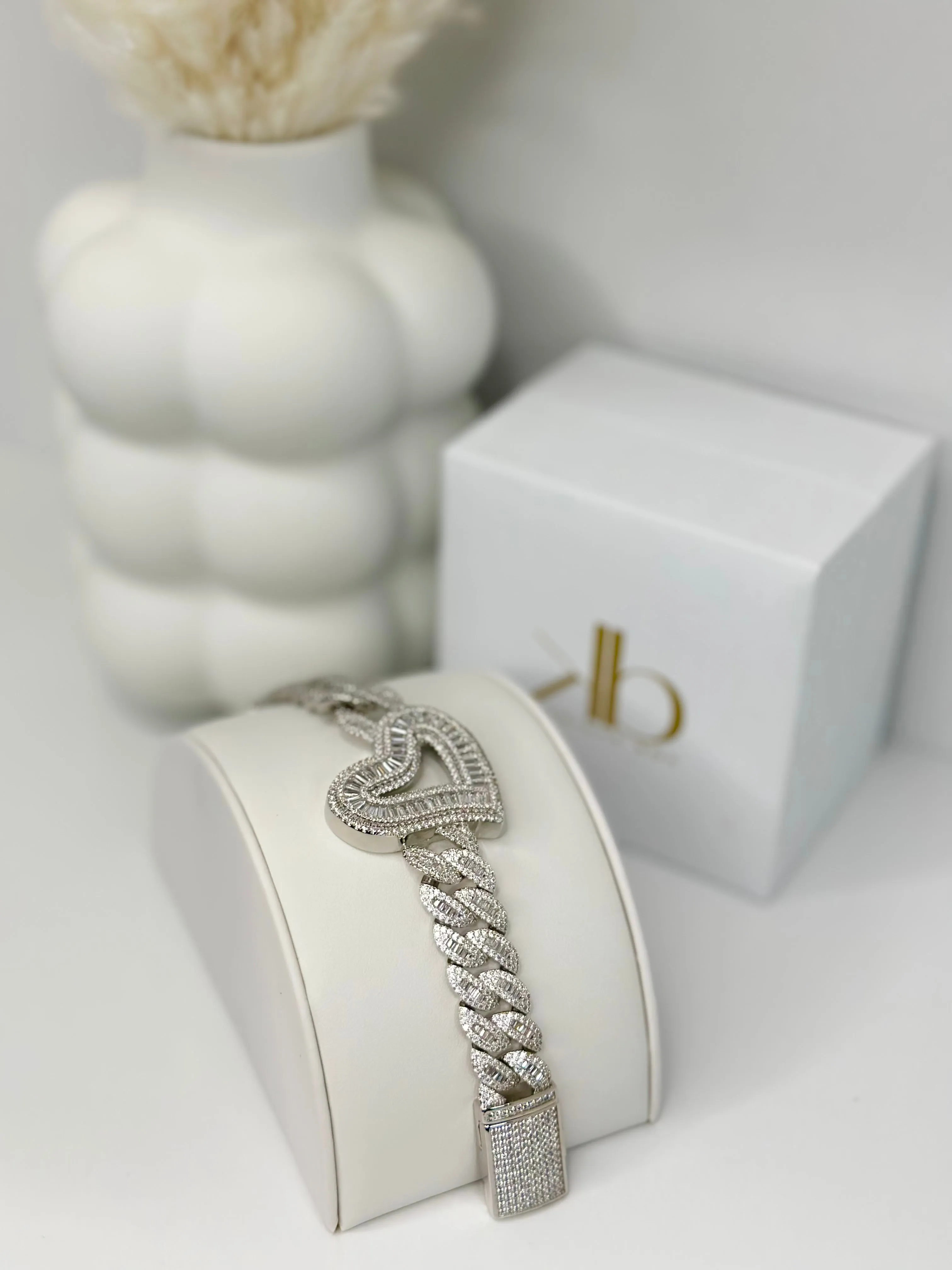 HEART CUBAN LINK BRACELET