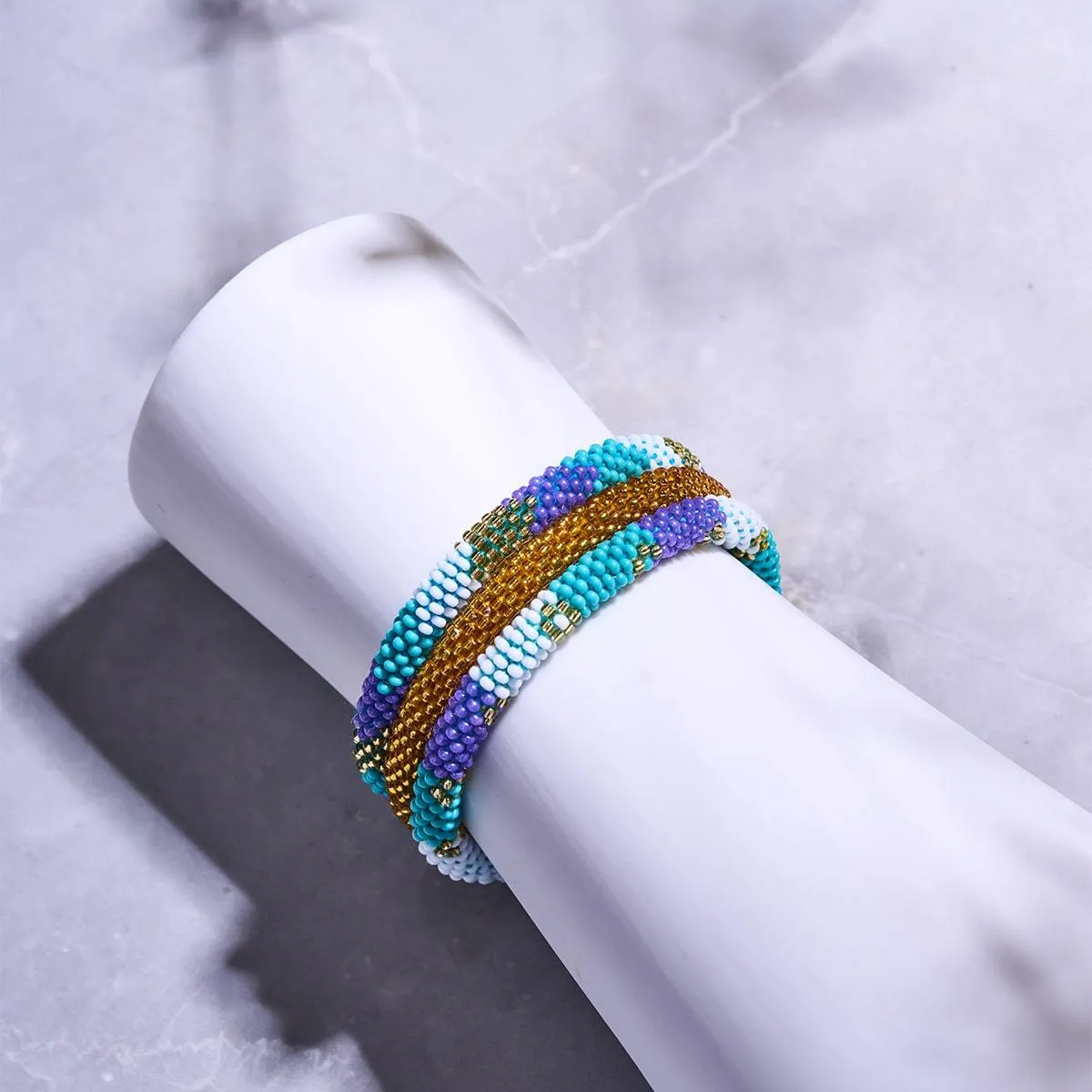 Hummingbird | Himalayan Glass Bead Bracelet