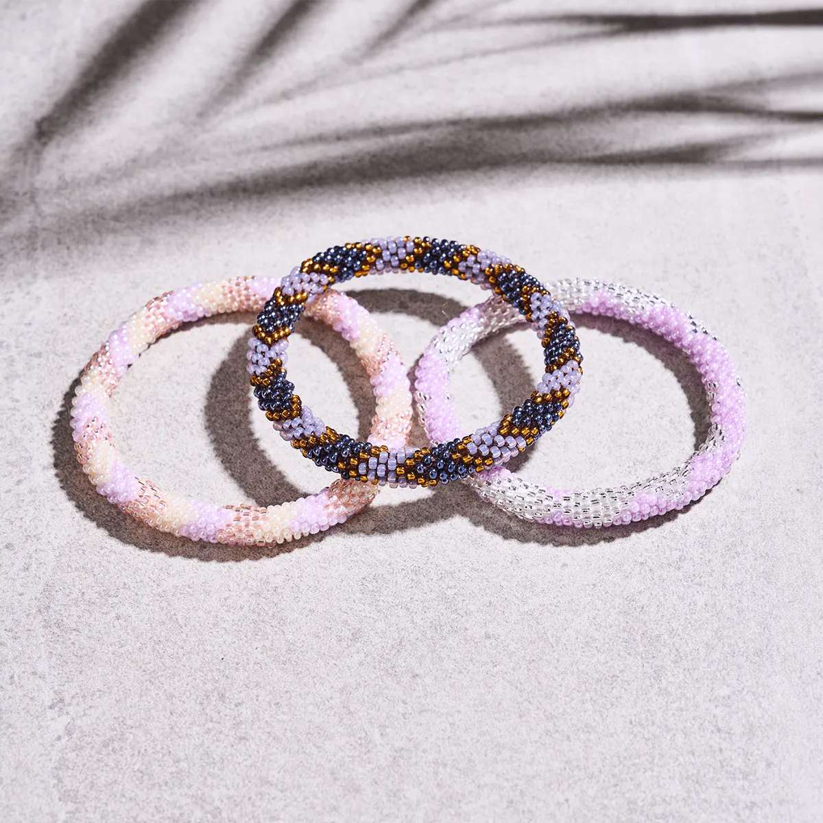 Iris | Himalayan Glass Bead Bracelet