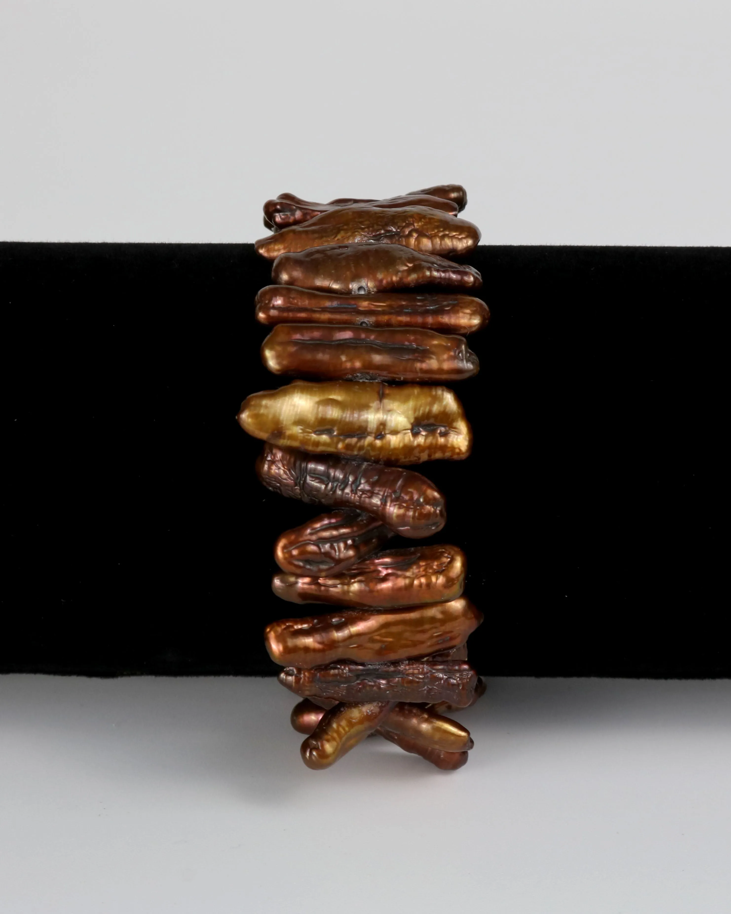 Jagged Tooth Biwa Pearl Elastic Bracelet