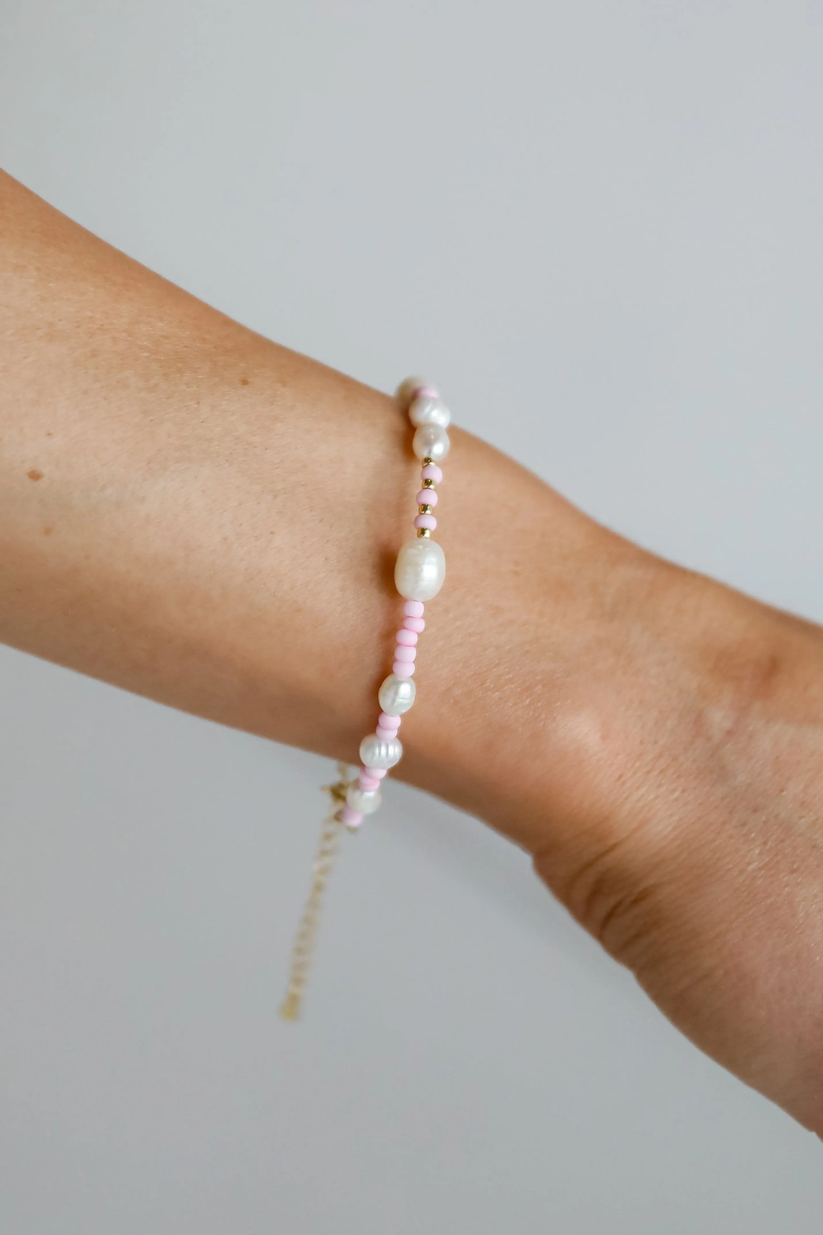 Kayla White Beaded Bracelet