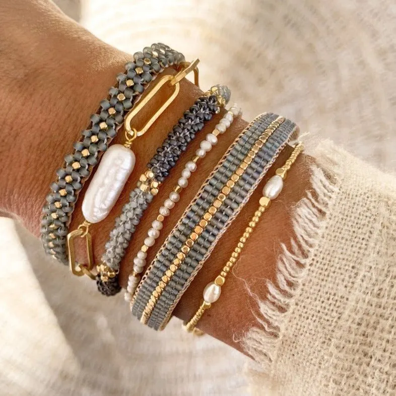 LULU ROUND PEARL BRACELET