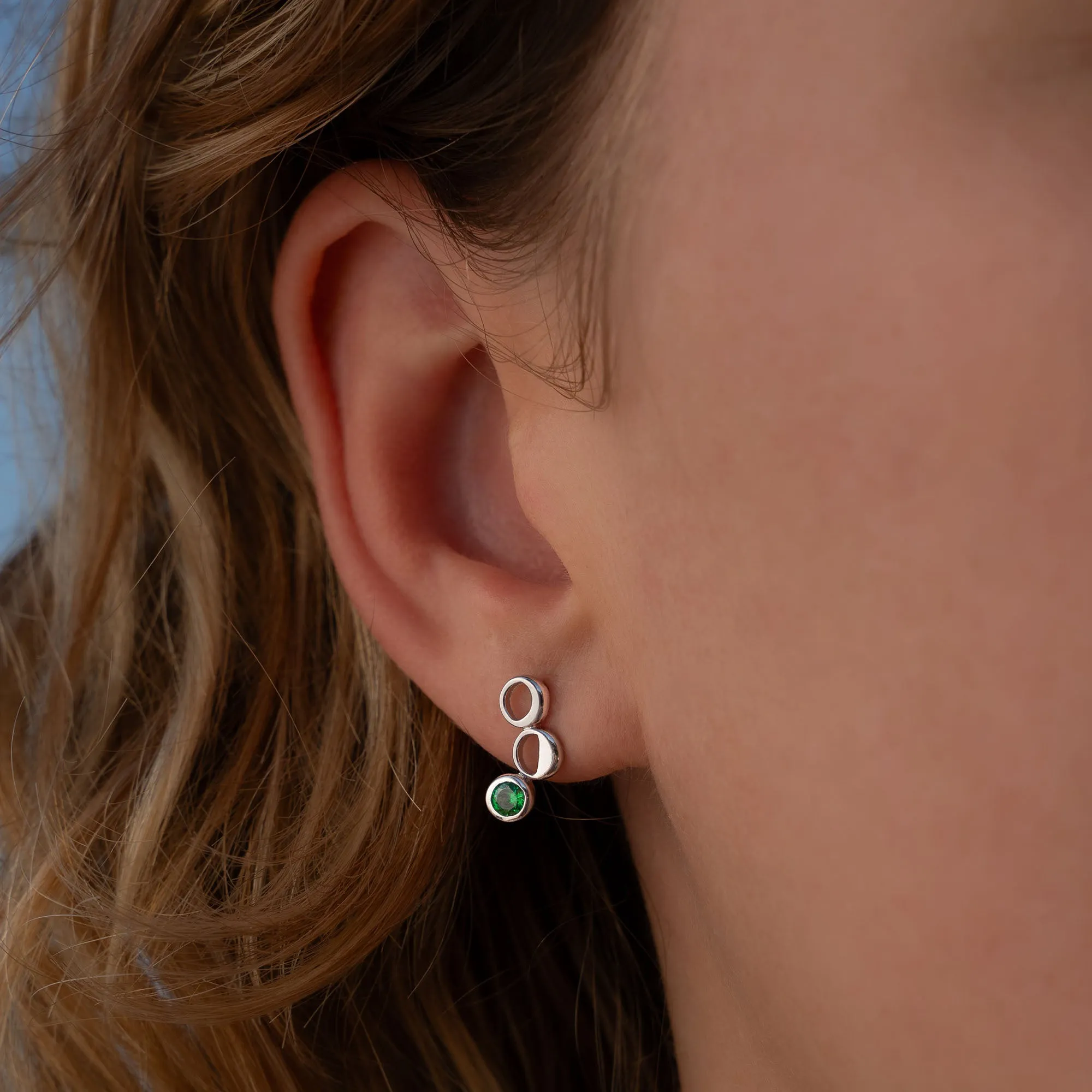 Luna 925 sterling silver ear studs with green zirconia stone