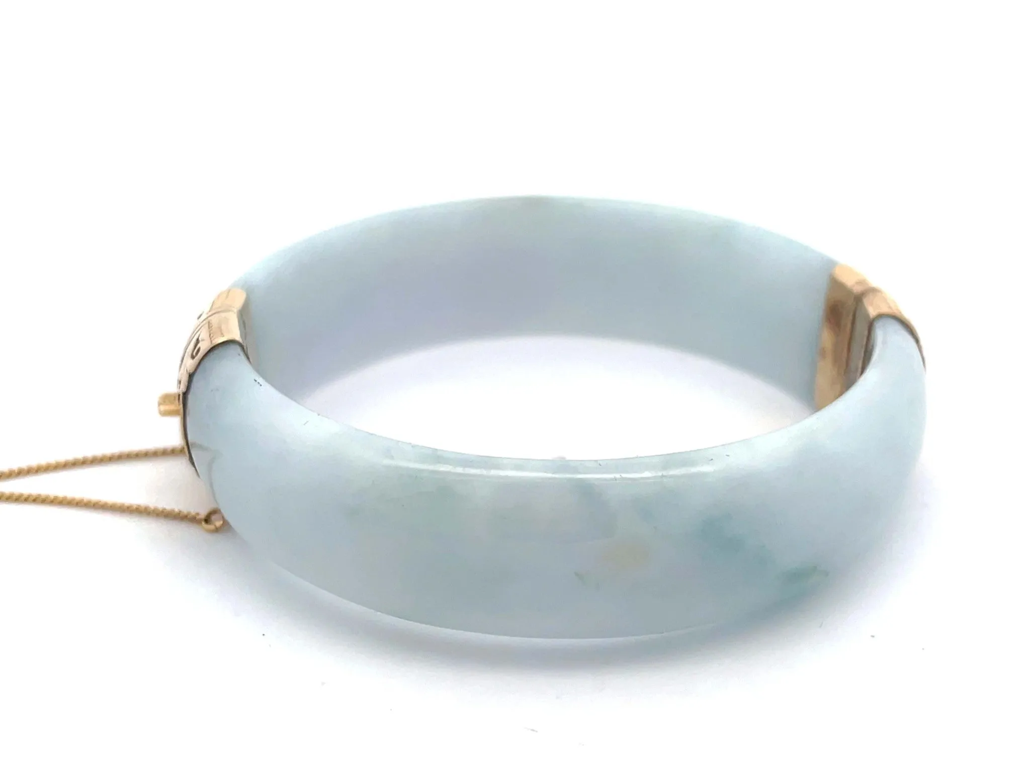 Mings Hawaii Wide Pale Green Jade Hinged Bangle in 14K Yellow Gold