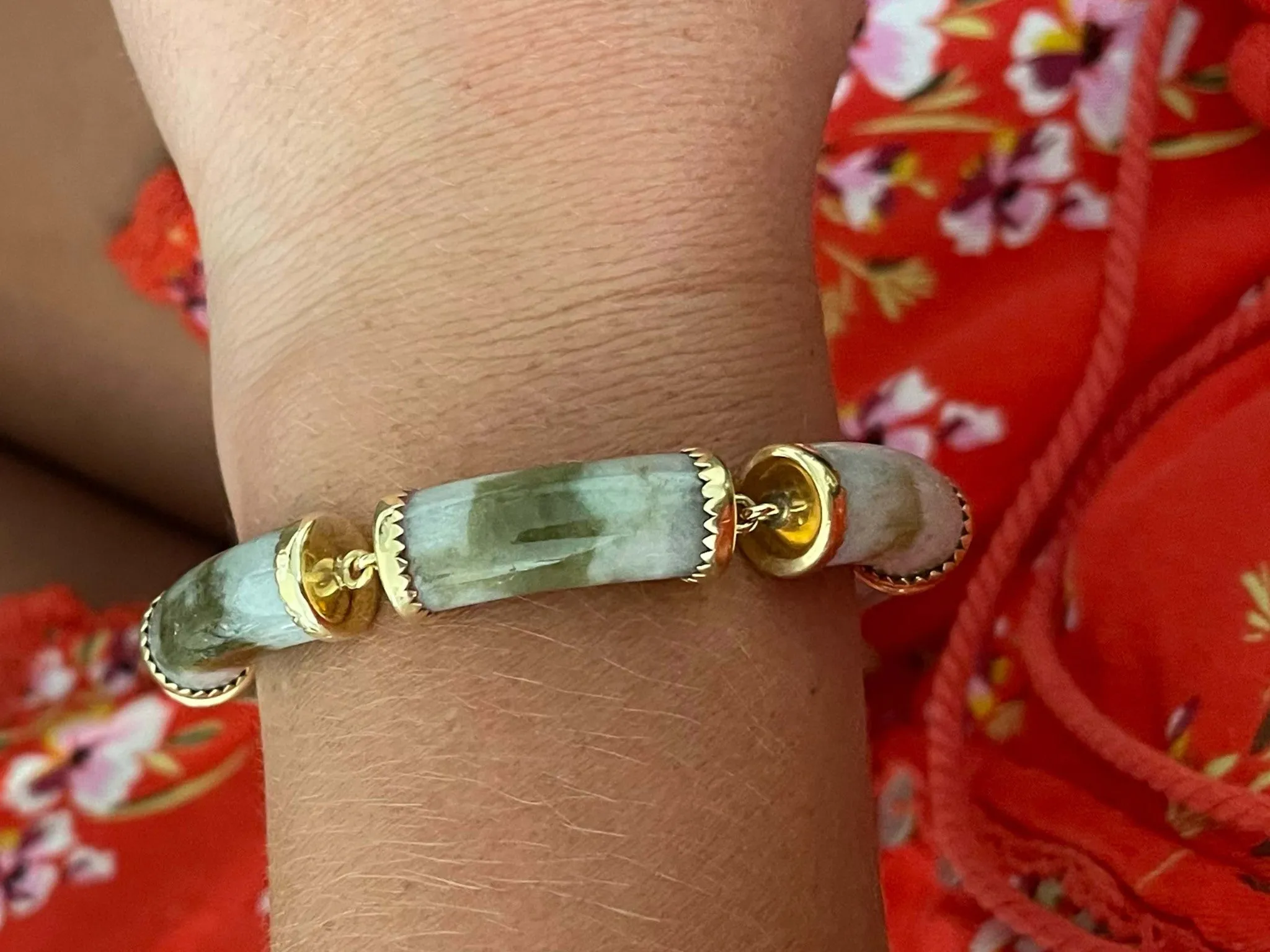 Mings Pale Green and Brown Jade Bracelet in 14K Yellow Gold