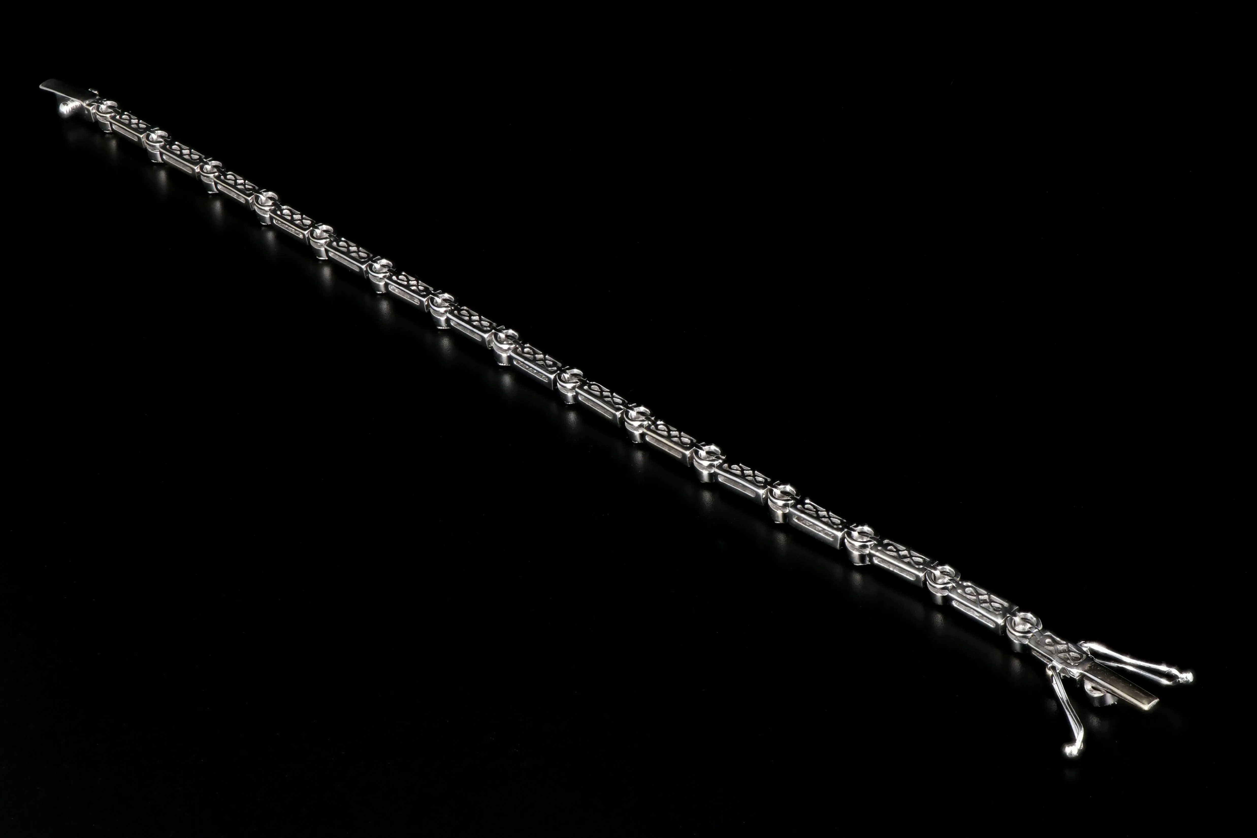 Modern 18K White Gold 3 Carat French Cut Sapphire & Diamond Tennis Bracelet