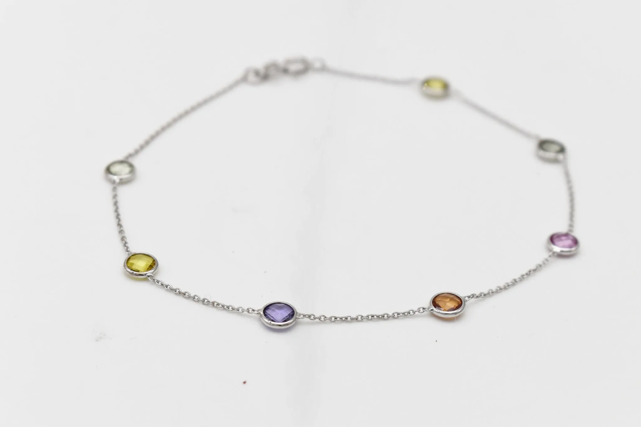 MULTI SAPPHIRE WHITE GOLD BRACELET