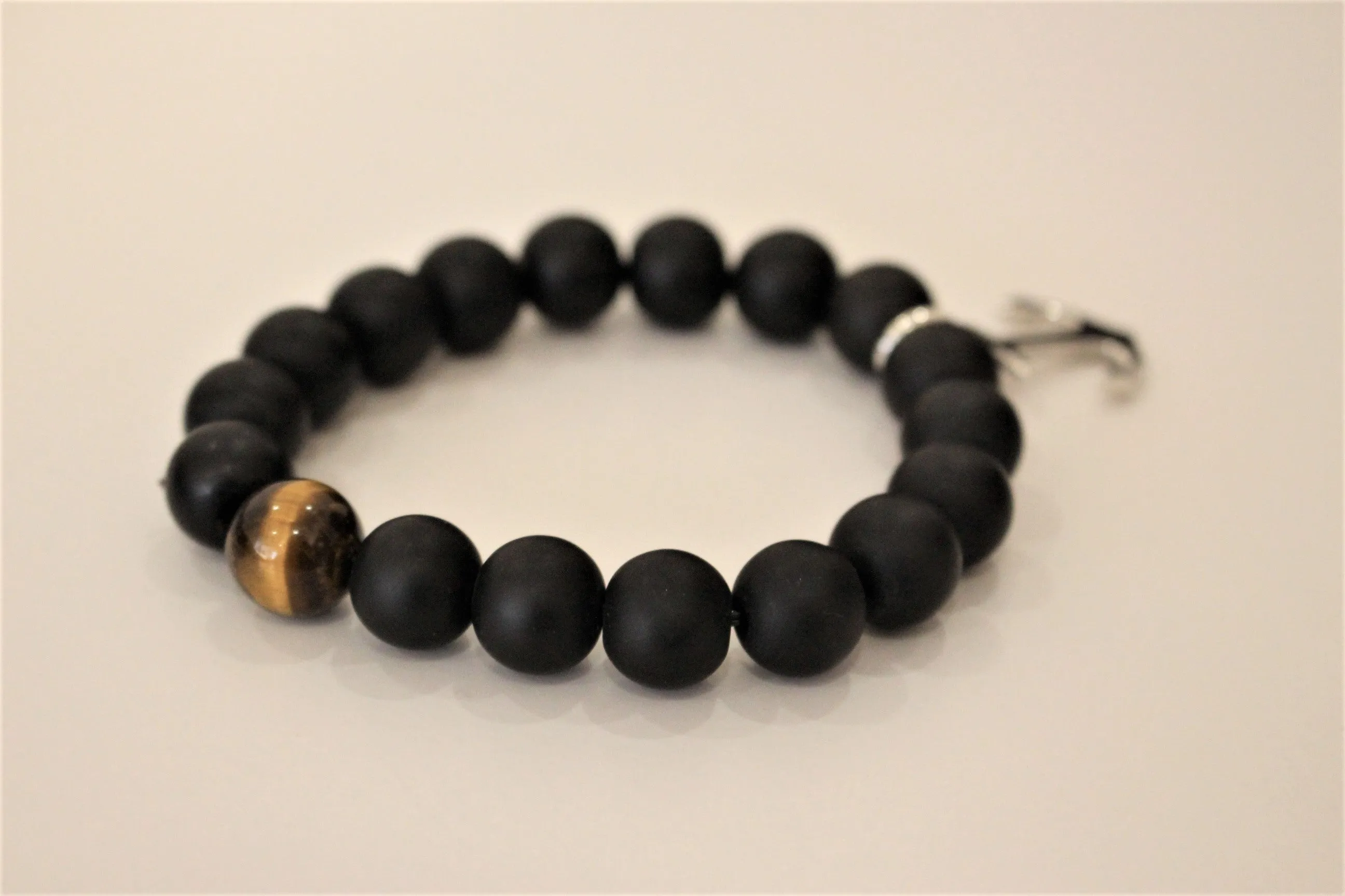 Onyx Anchor Bracelet