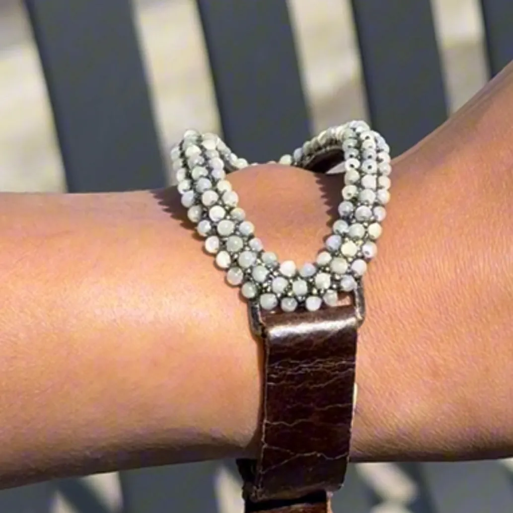 Open Horizontal Circle Leather Bracelet – MOP