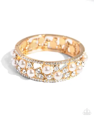 Opera Singer - Gold - White Pearl and Rhinestone Paparazzi Stretchy Bracelet