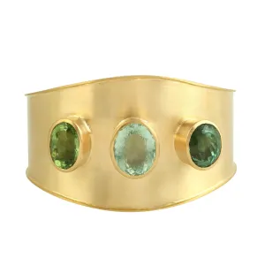 Oval Cut Green Tourmaline Gemstone In 18K Yellow Gold Cuff Bracelet Jewelry