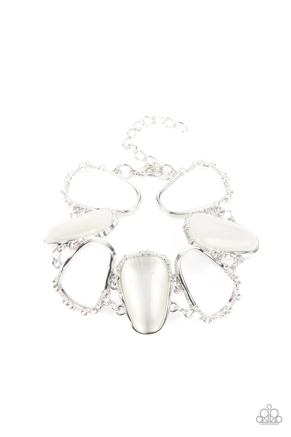PAPARAZZI Yacht Club Couture - White