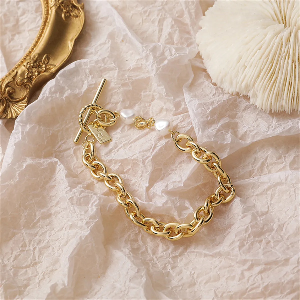 Pearl & 18K Gold-Plated Cable Chain Toggle Bracelet