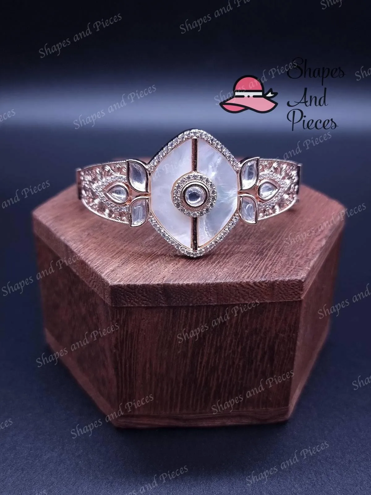 Pearl Uno Bracelet