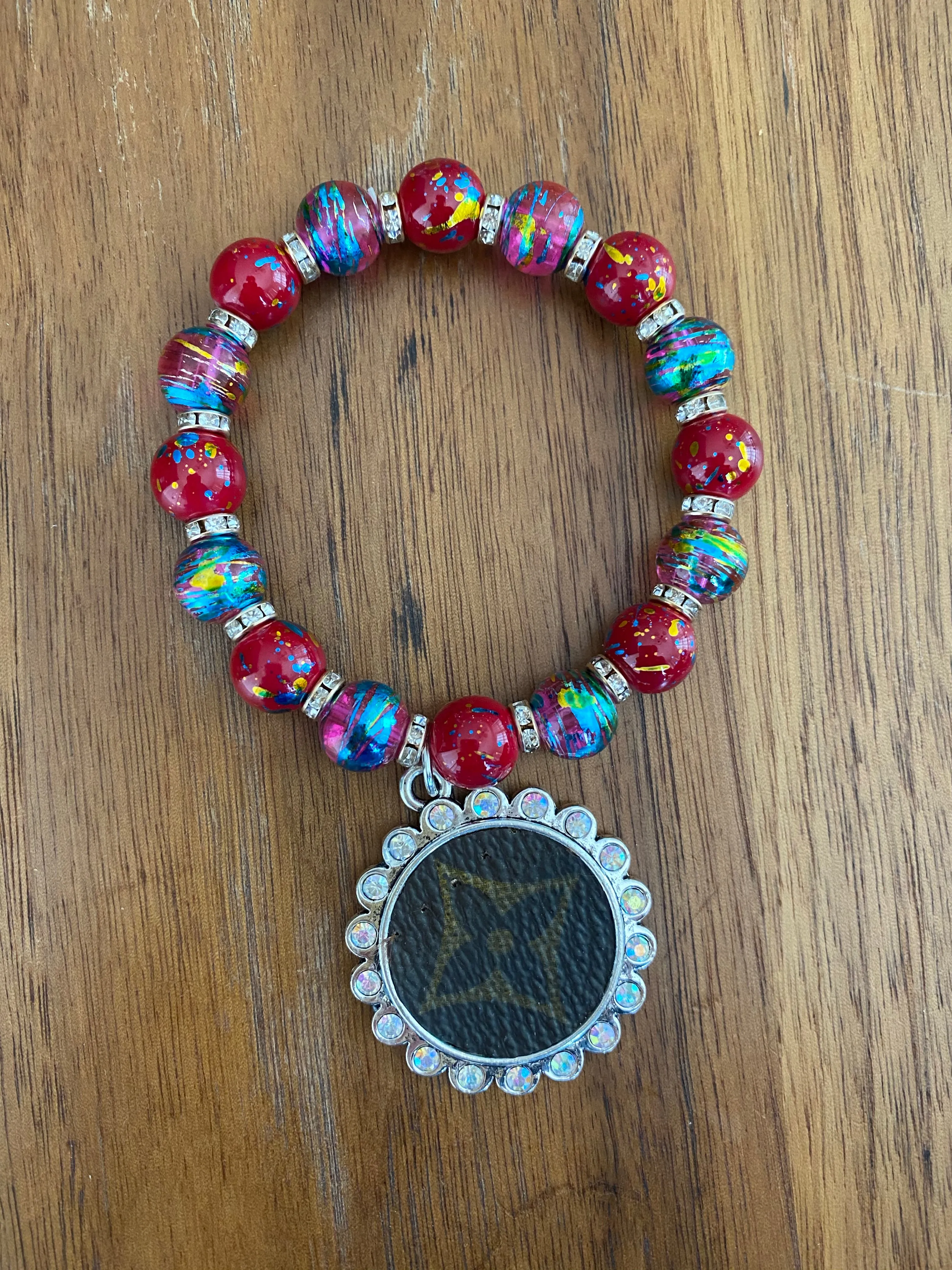 Single bead bracelets - Upcycle