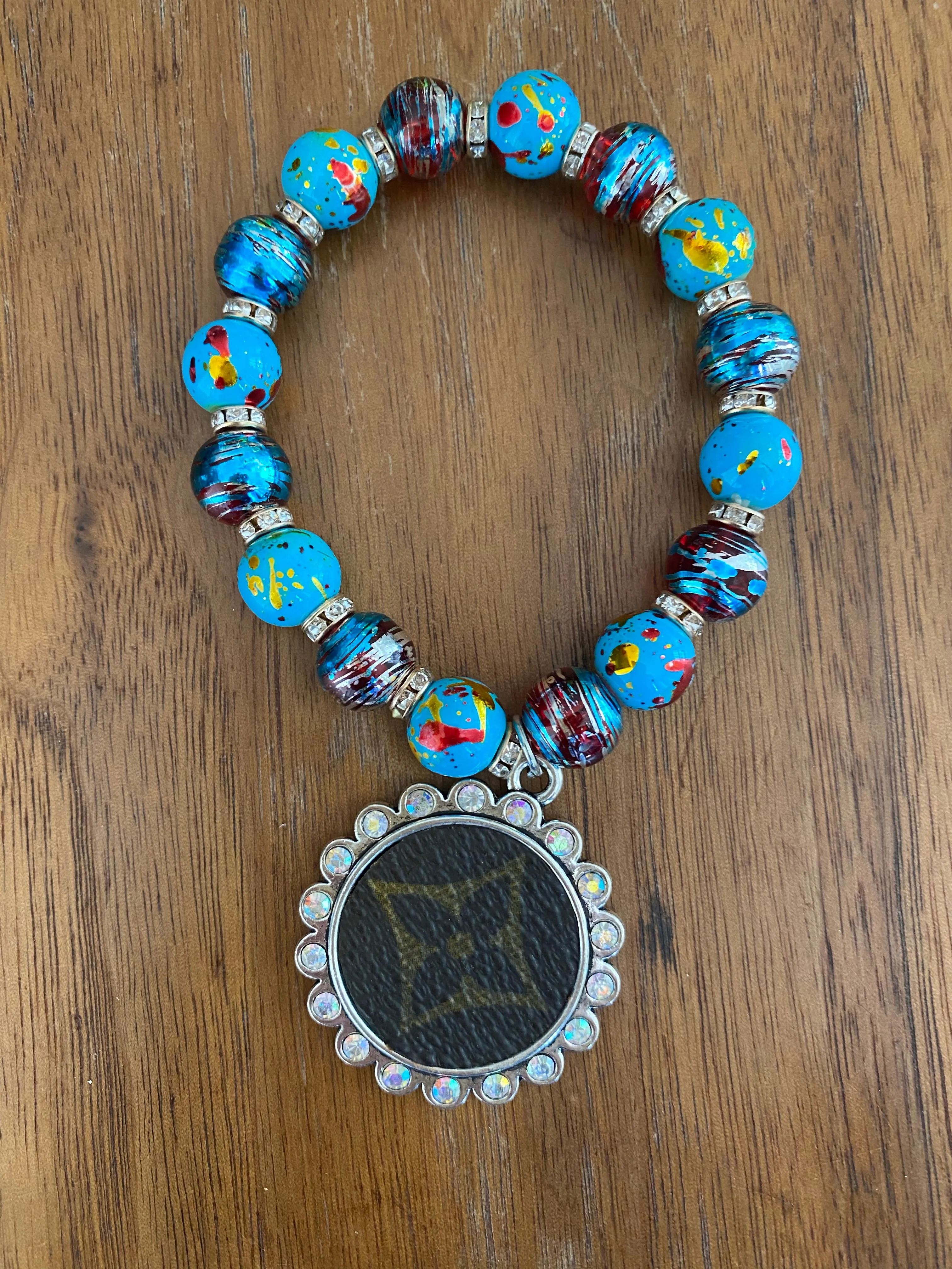 Single bead bracelets - Upcycle