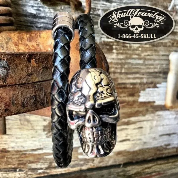 'Slippin Around' Wrap Around Black Leather w/ Skull Head Bracelet (902)