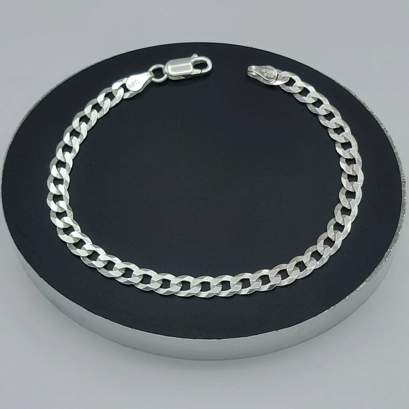 Solid 925 Sterling Silver. Curb Cuban Chain Bracelet - 5.2mm. Unisex