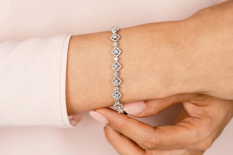 Square Link Lab-Grown Diamond Bracelet with 7.50 ct.(finished) 1.5mm, 3.5mm