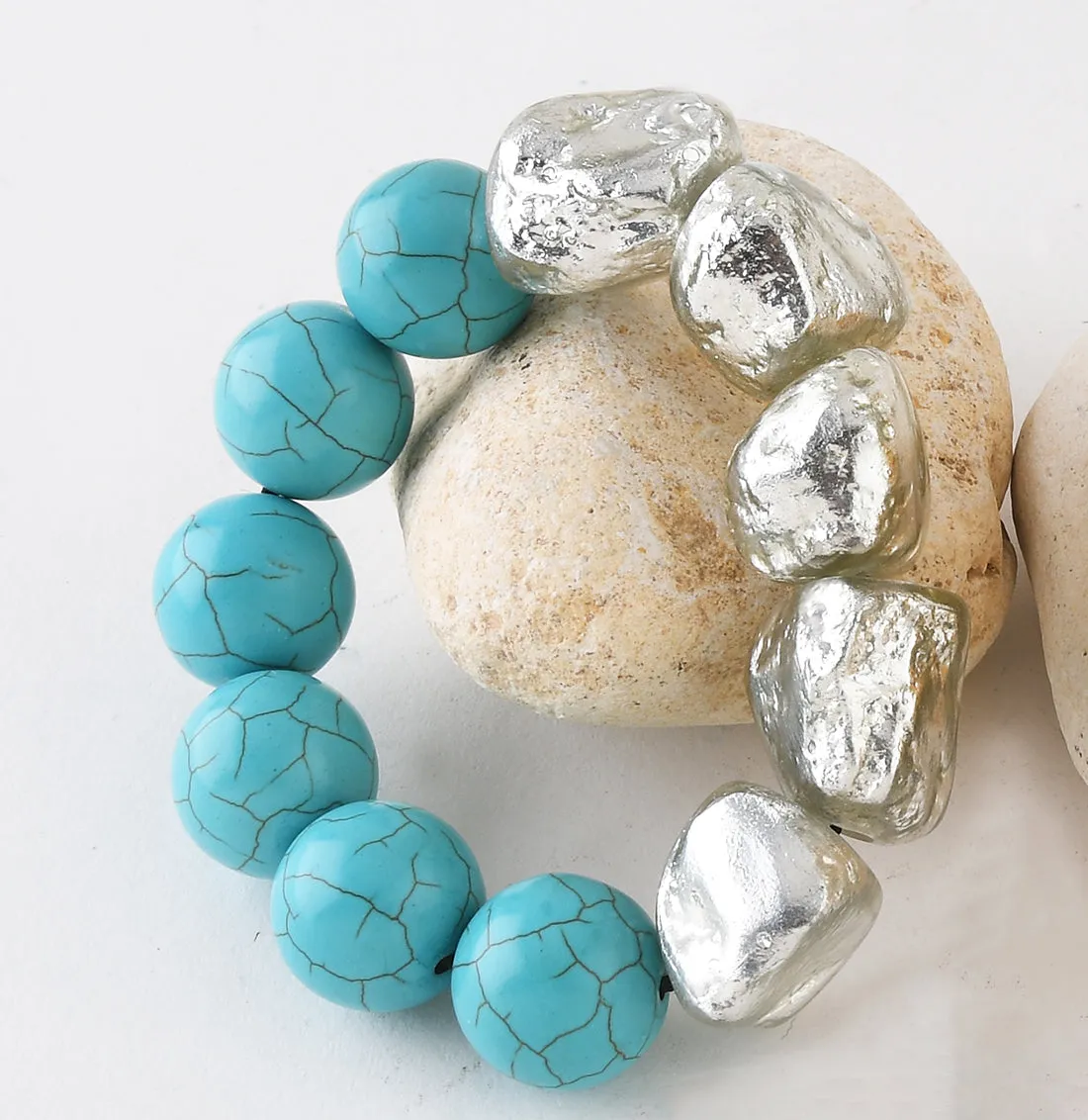 STRETCH NUGGET AND HOWLITE BRACELET SET. SET OF TWO