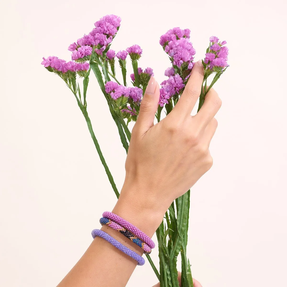 Summer Sky | Himalayan Glass Bead Bracelet